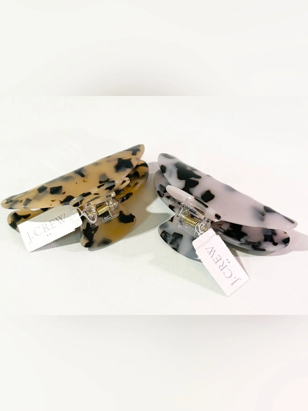 Set of 2 J.Crew Large Tortoise Claw Clips – Blonde Tort & Black/White Tort (NWT)